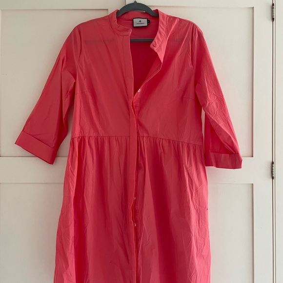 Tuckernuck Dresses & Skirts - Tuckernuck Royal Shirtdress in Coral. XL NWT!!